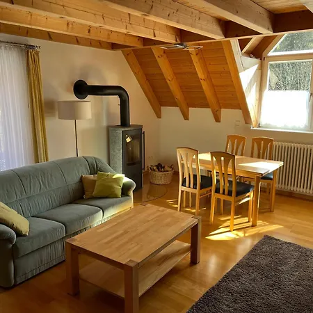 Daire Ferienwohnung-blume Dg